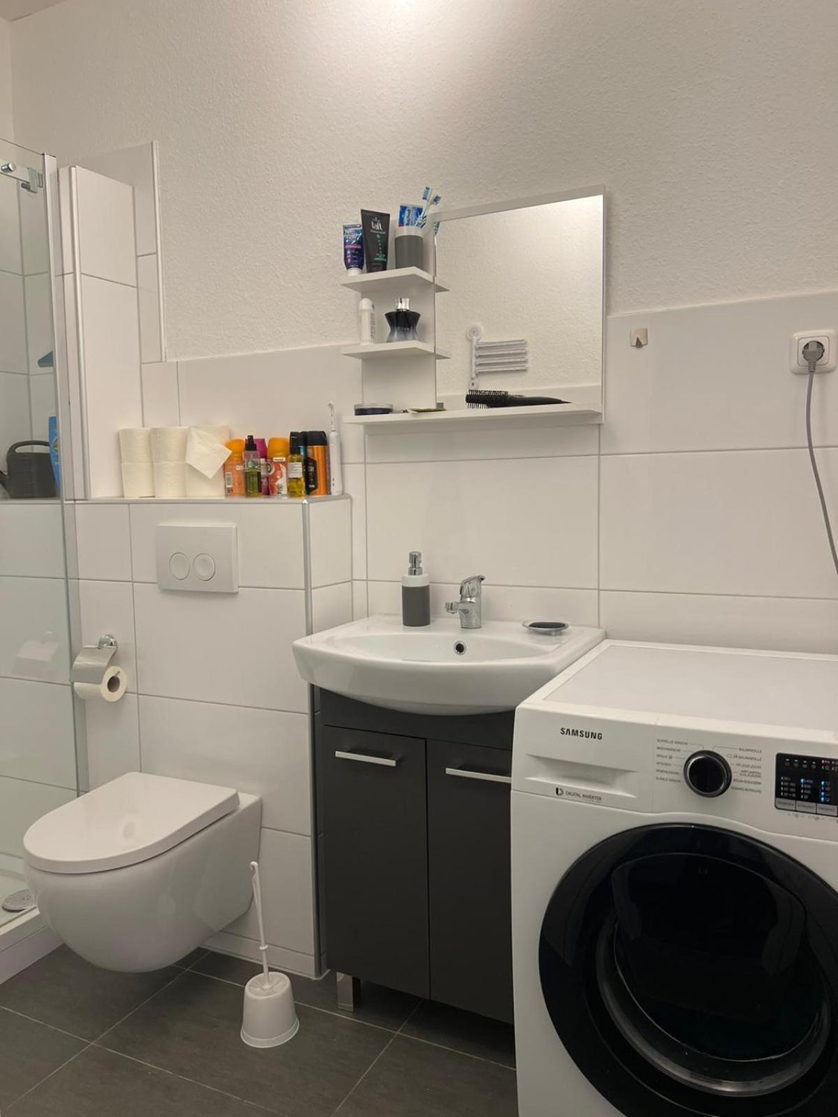 Moderne Und Helle Ferienwohnung Im Herzen Der Stadt ドルトムント エクステリア 写真